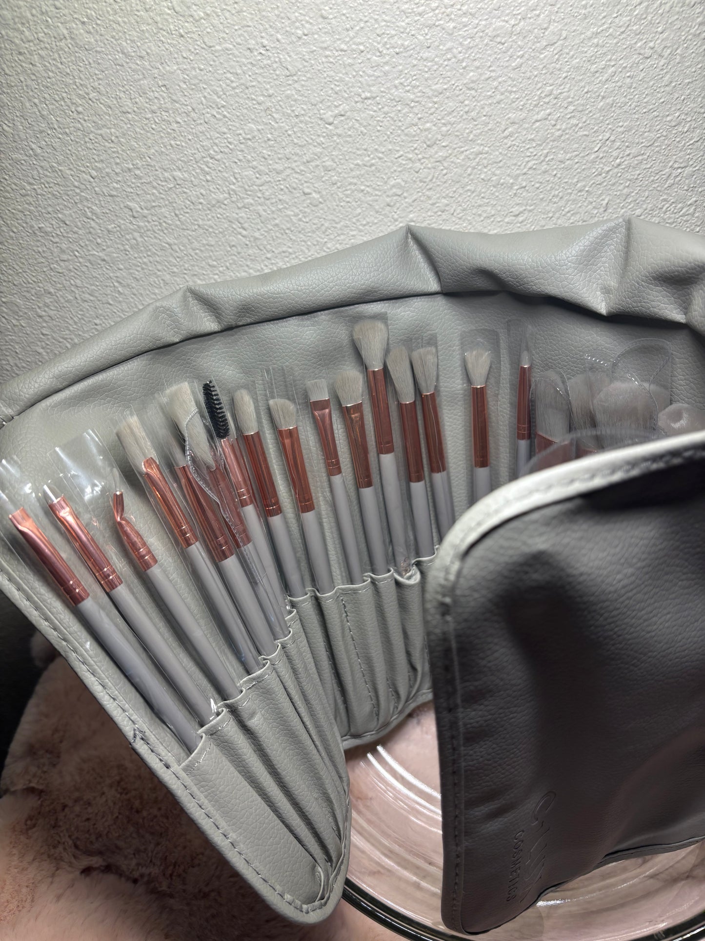 C-Lux Time to Spring 24 PC Natural Collection Makeup Brush Set