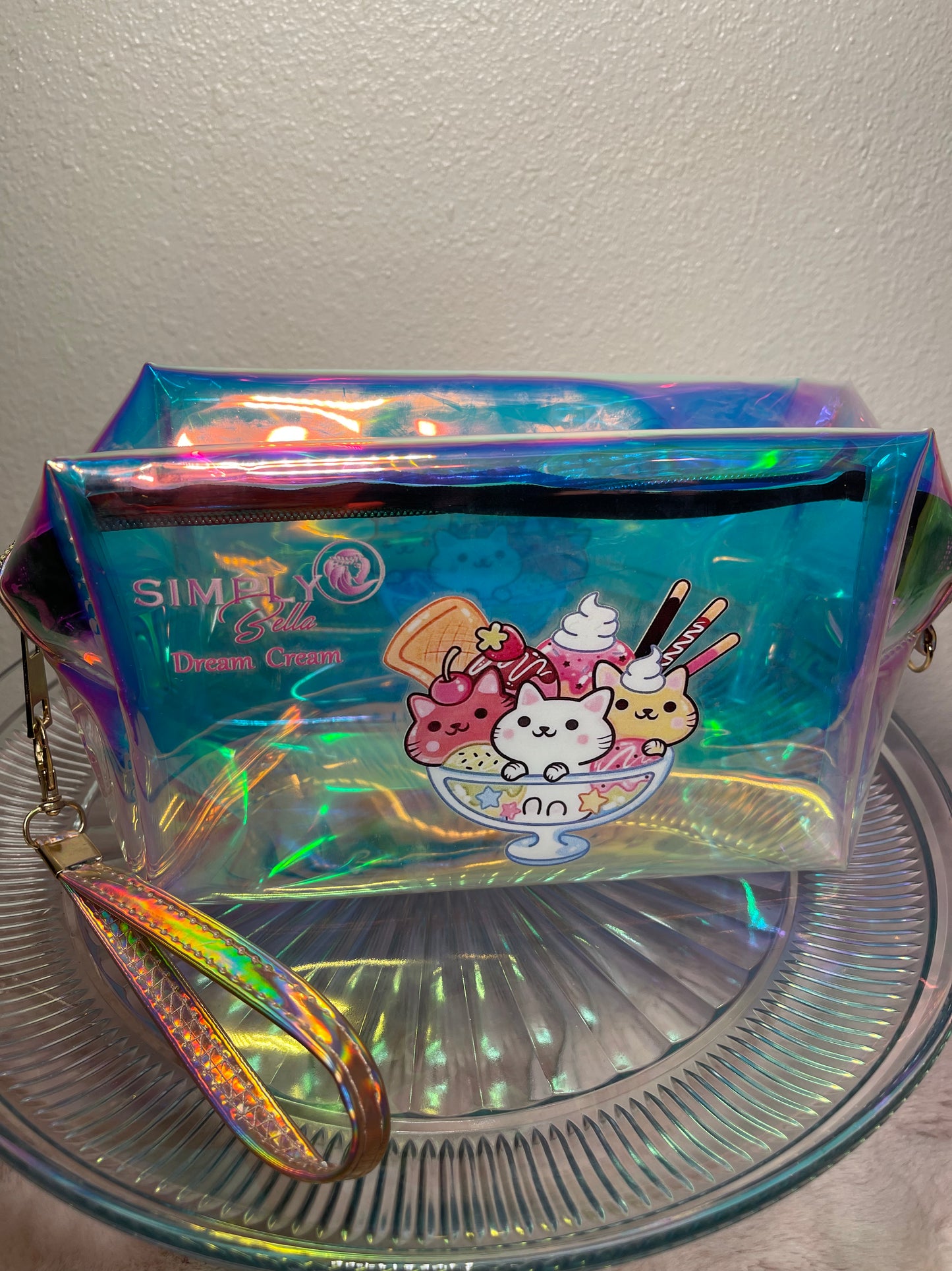 Simple Bella Dream Cream Iridescent Makeup Bag