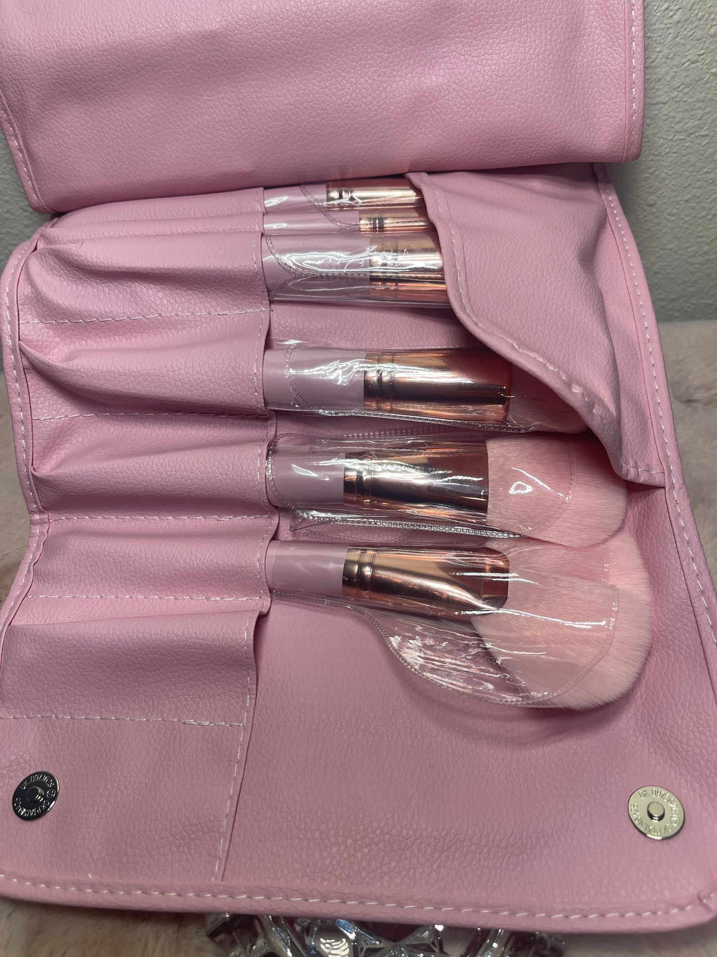 Love Collection Makeup Brush 24 PCS Set