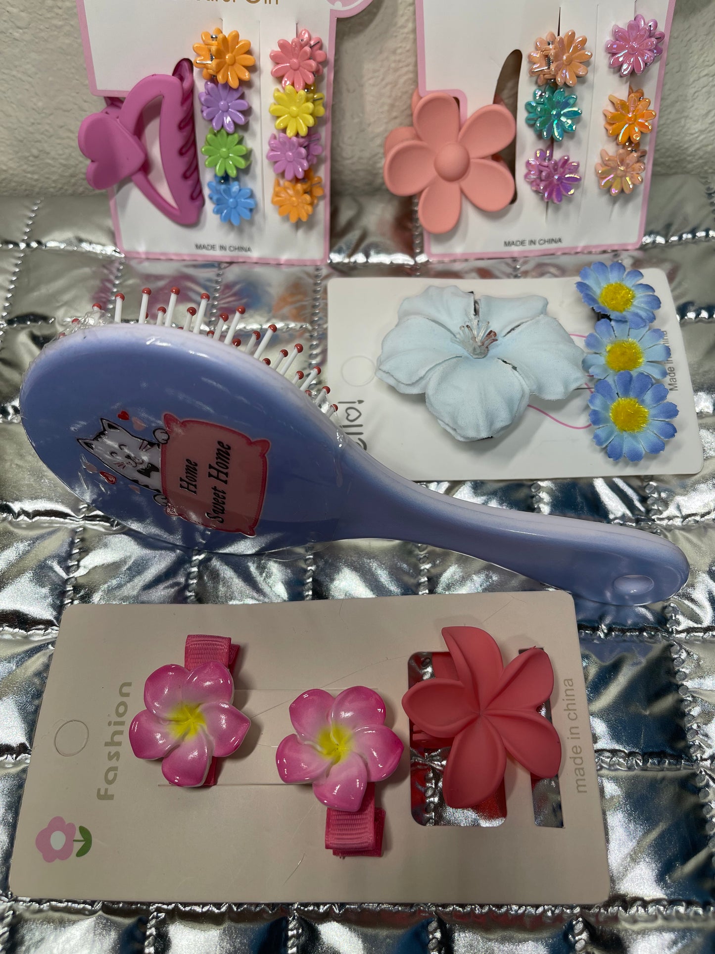 Girls Barrettes & Brush Set/ 4 hair ornament strip an a brush