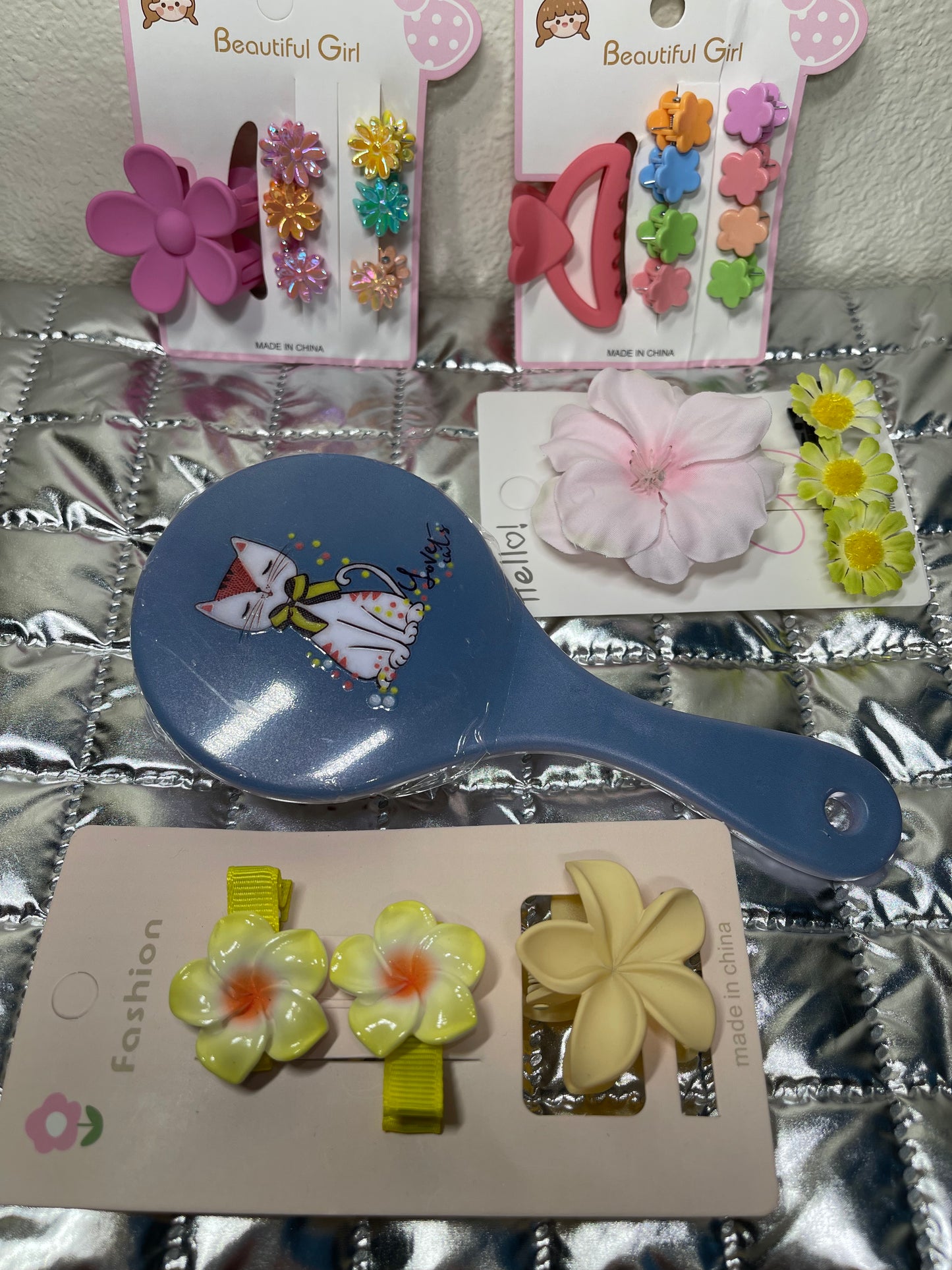 Girls Barrettes & Brush Set/ 4 hair ornament strip an a brush
