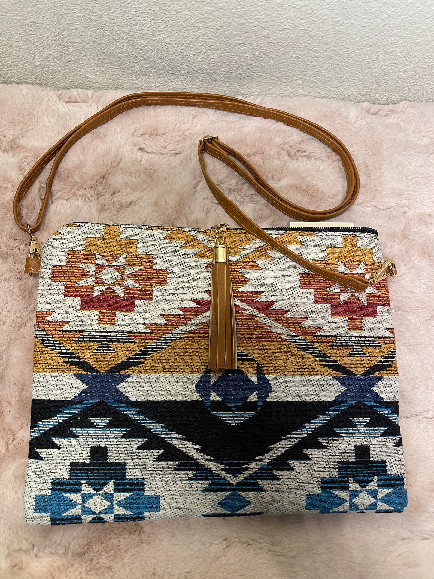 Aztec Print Wristlet Hand Bag